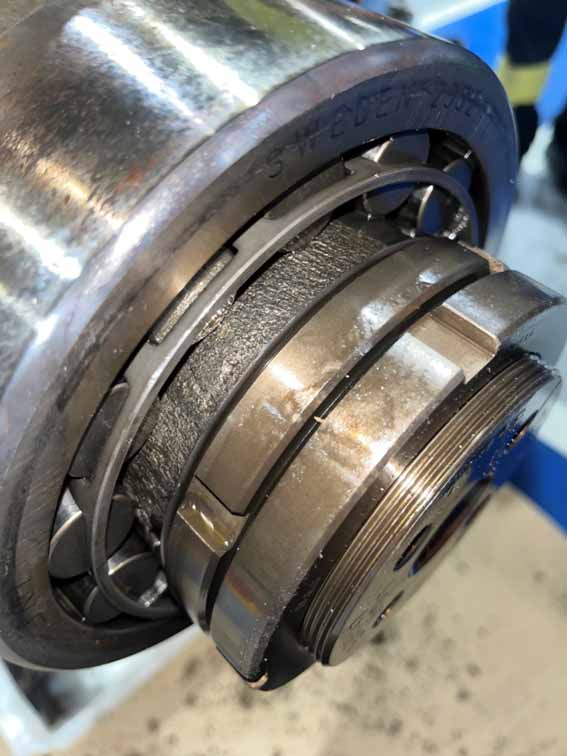 Failed bearing in paper machine